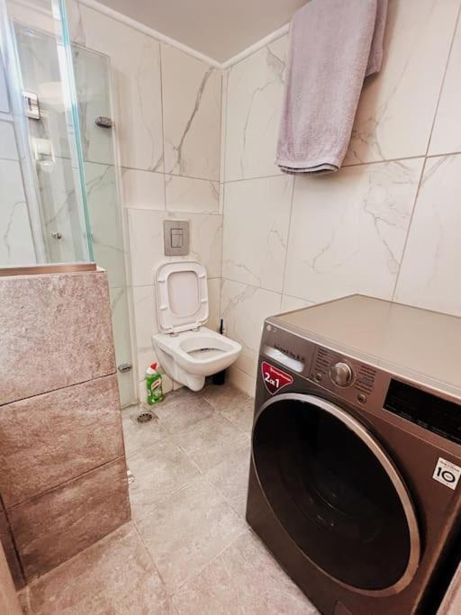 Minimal 3Br Apartment In Athene Buitenkant foto